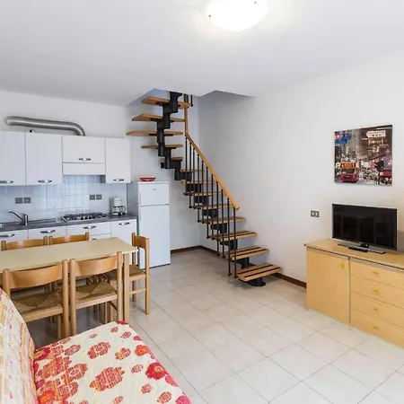 Villaggio Luna 2 Holiday In Apartment